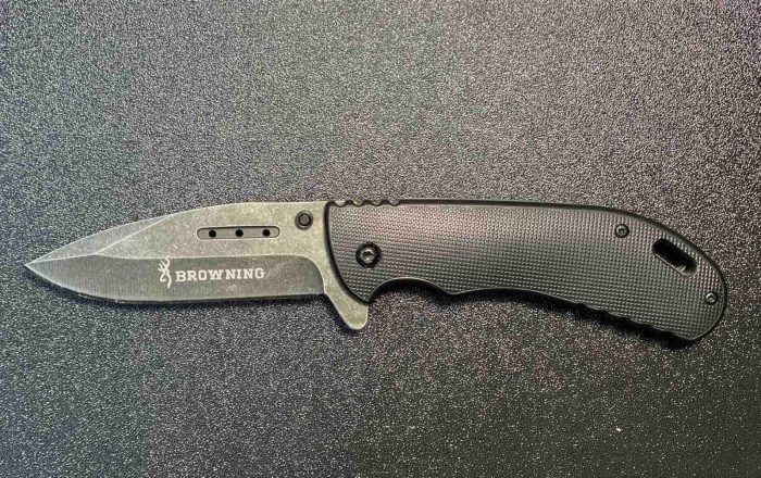 Нож Browning черный пластиковая ручка (Арт. RS1181)